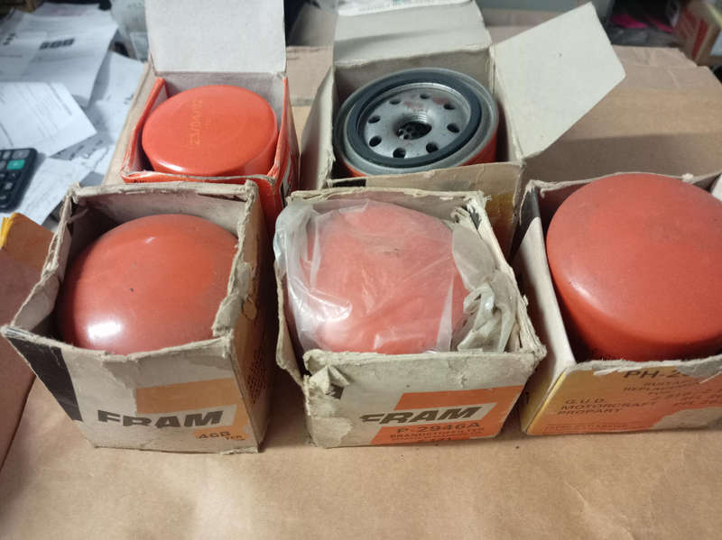 5 X FRAM OIL FILTERS.