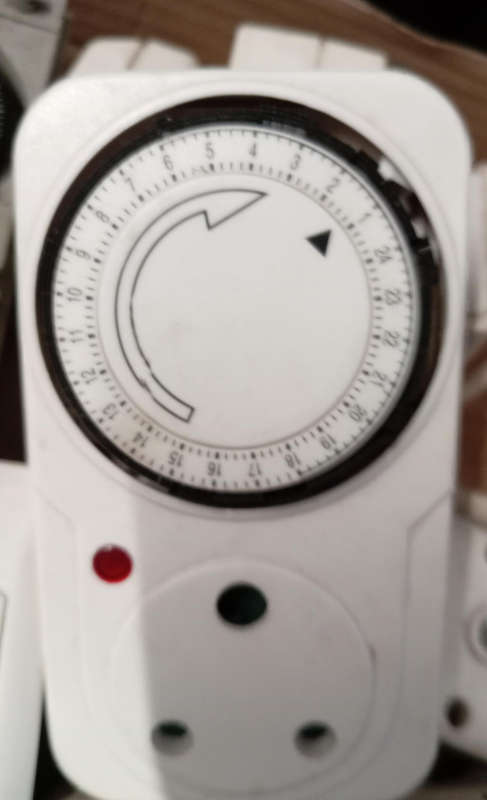 BOX ELECTRICAL TIMERS, DIMMER SWITCH, MULTI PLUGS ETC.