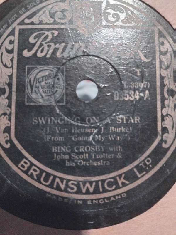 VINTAGE 10 INCH VINYL RECORDS. TEN AS PER DESCRIPTION.