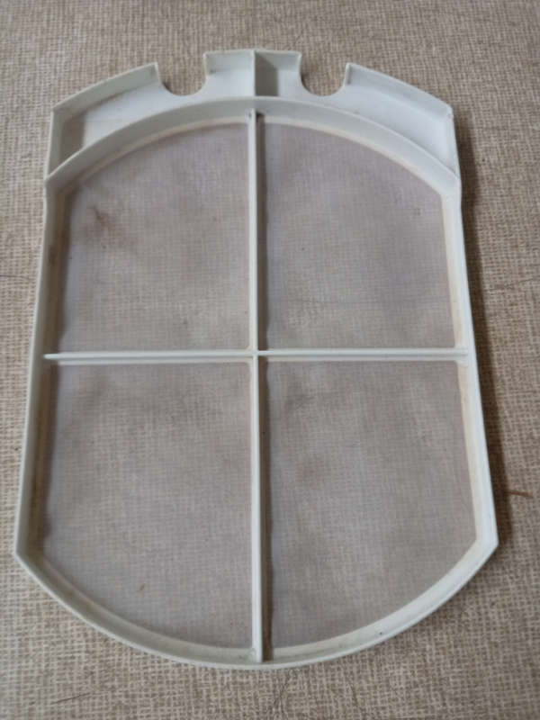 KELVINATOR TUMBLE DRYER LINT FILTER.