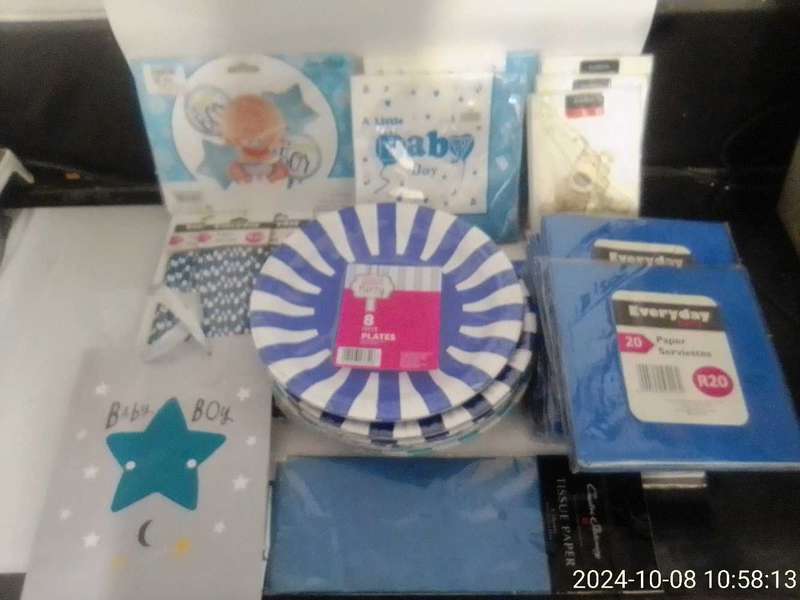 PARTY DECOR : BABY SHOWER / STORK PARTY . BLUE.  IT'S A BOY DECOR.