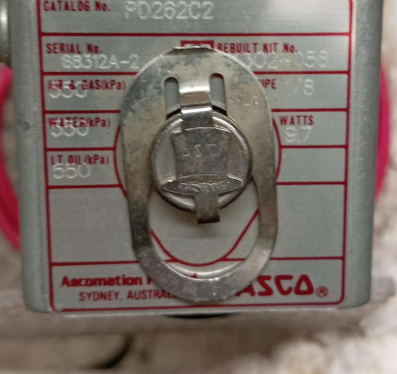 ASCO PD 262C2 SOLENOID VALVES X 2
