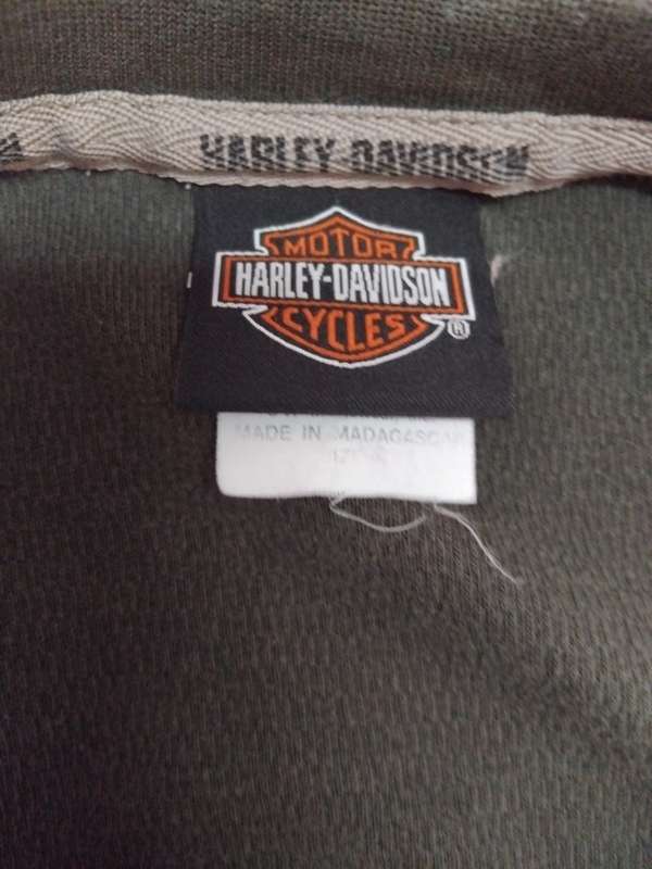 HARLEY DAVIDSON SHIRT.  SIZE: MEDIUM ( DARK GREEN )