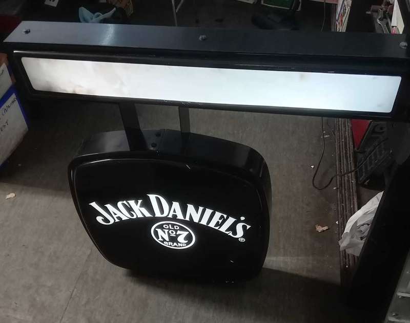 JACK DANIEL'S LIGHT. WALL MOUNT. 725mm X 775mm