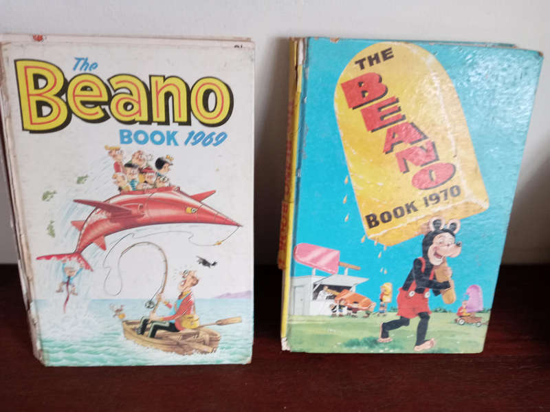 VINTAGE BOYS ANNUALS : THE BEANO BOOK. 1969 & 1970.