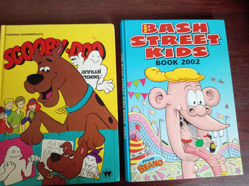 VINTAGE ANNUALS 1986 SCOOBY-DOO & 2002 BASH STREET KIDS