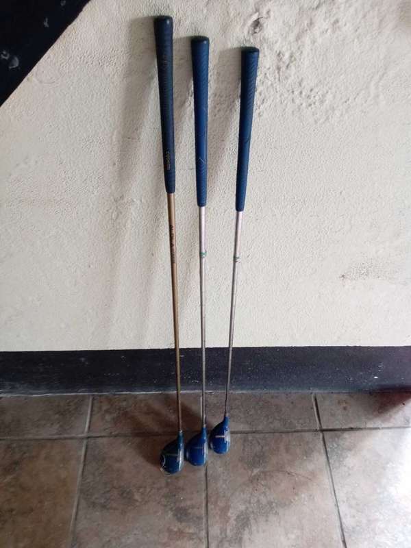 GOLF CLUBS : PGA T-LINE. NO's : 1, 3 & 5.
