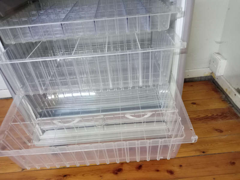 BAILIDA TC3100 MEDICAL DISTRIBUTION CART. MINT CONDITION.