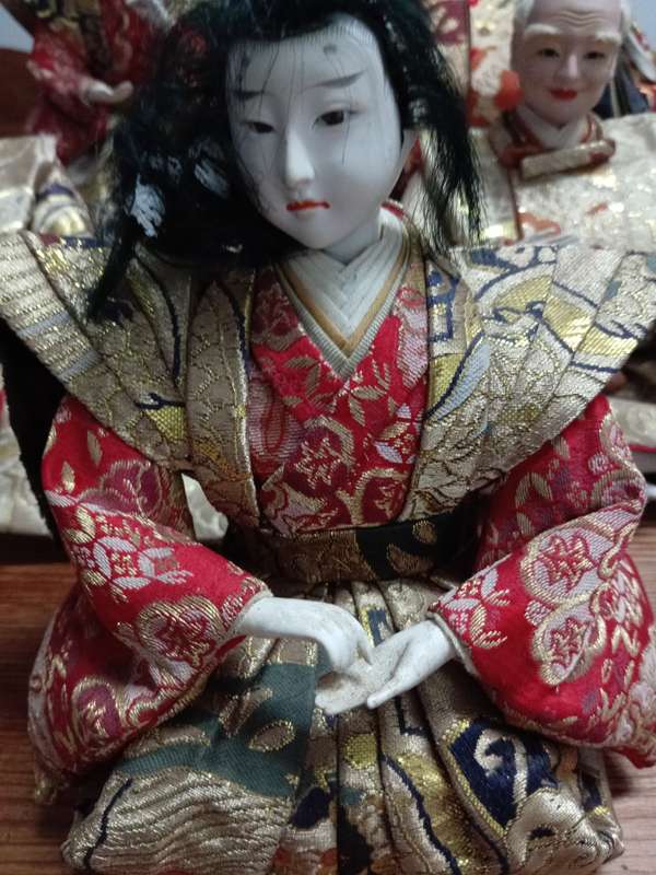 VERY RARE ANTIQUE JAPANESE HAND CRAFTED FIGURINES.