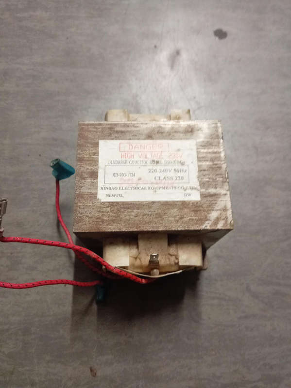 HIGH VOLTAGE MICROWAVE TRANSFORMER.