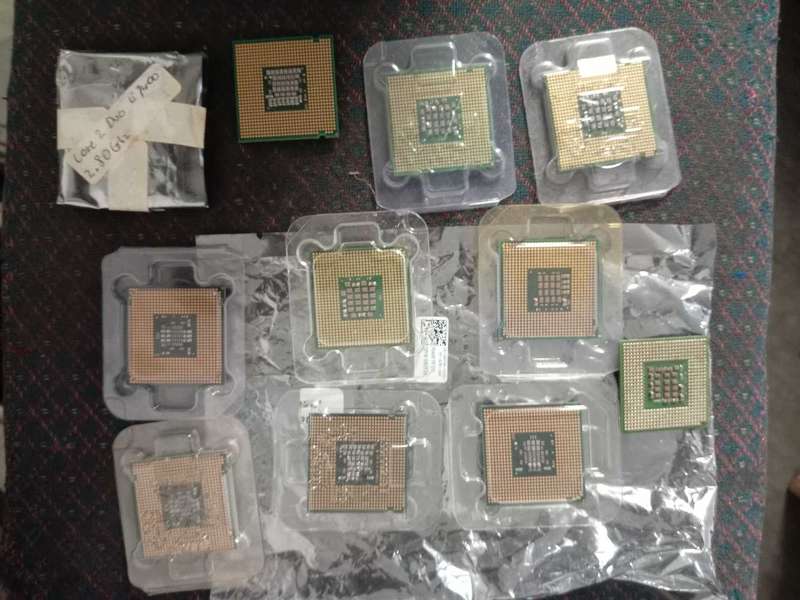 INTEL DUO COMPUTER PROCESSING UNITS