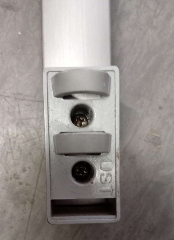 DEFY FRIDGE DOOR HANDLE. LENGTH : 655mm