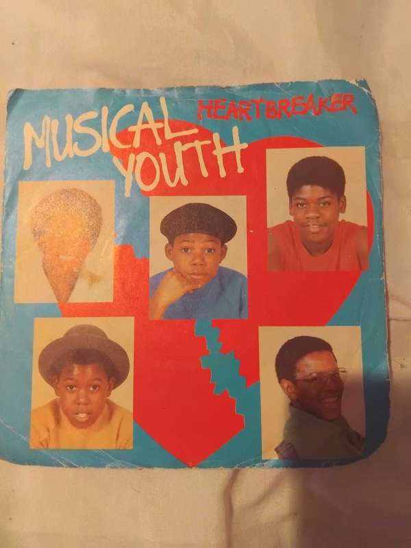 10 X VINTAGE SEVEN SINGLE RECORDS AS PER PHOTOS.