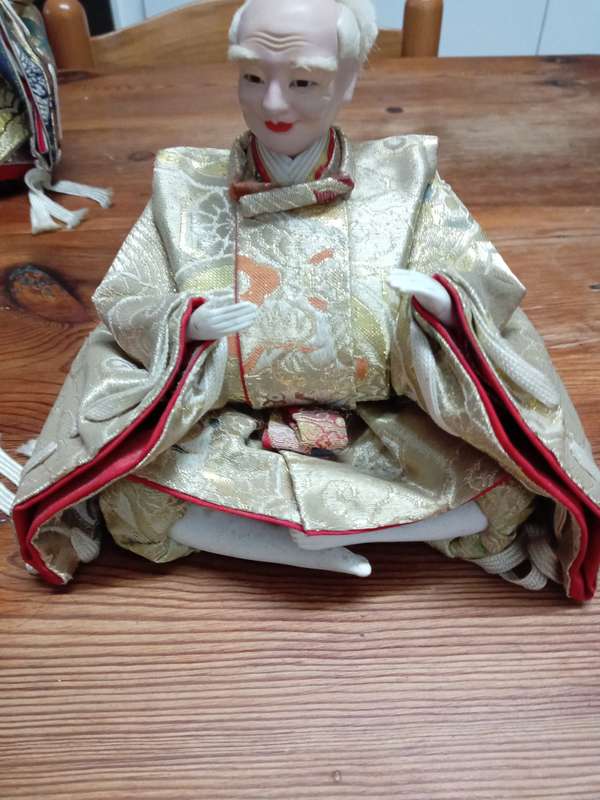 VERY RARE ANTIQUE JAPANESE HAND CRAFTED FIGURINES.