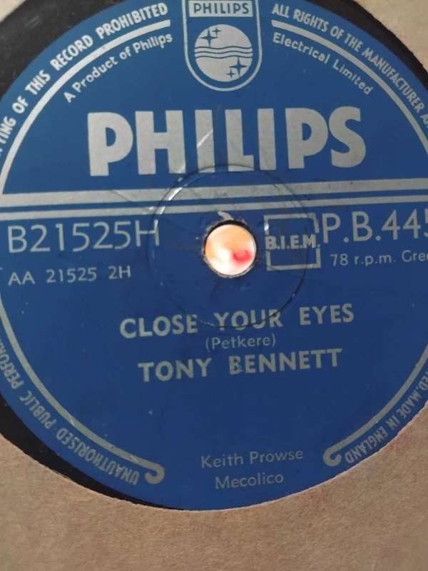 VINTAGE 10 INCH VINYL RECORDS. TEN AS PER DESCRIPTION.