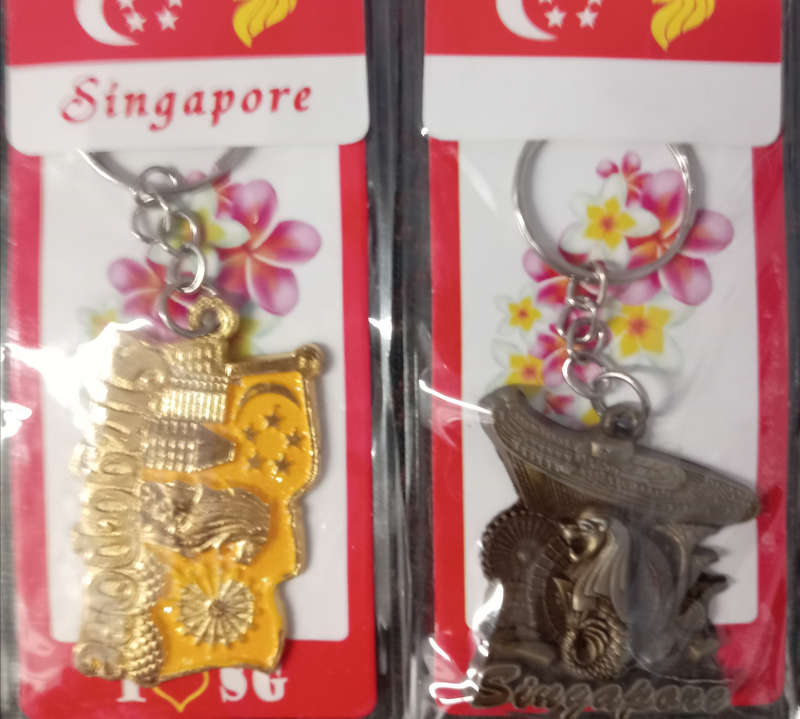 KEY RINGS : " I LOVE SINGAPORE" R3.00 EACH. 100 AVAILABLE.