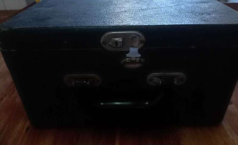 OLD TYPEWRITER CASE