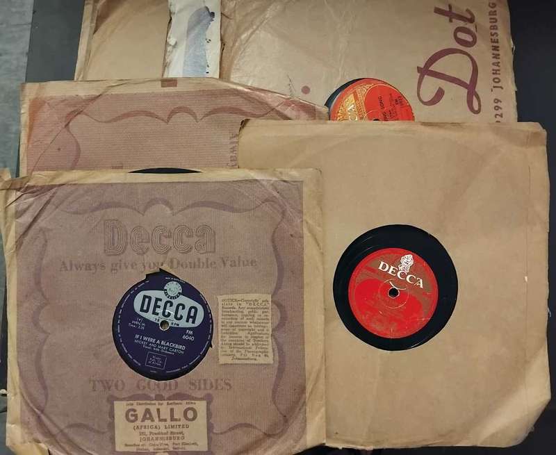 10 x 10 INCH DECCA VINYL RECORDS