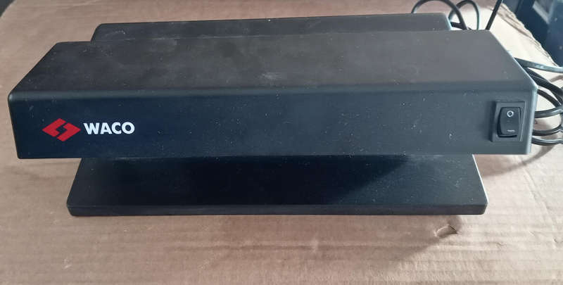 WACO COUNTERFEIT NOTE DETECTOR. NEEDS UV LAMPS