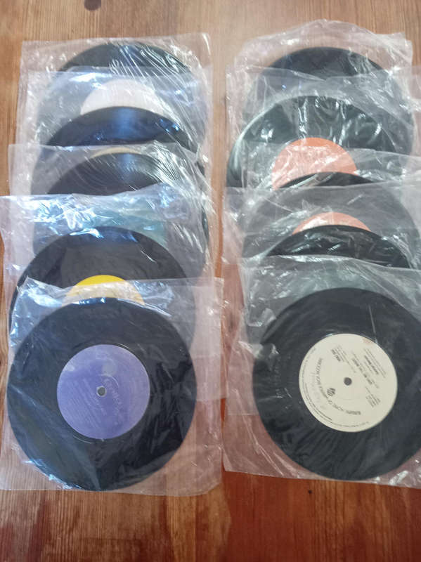 10 x Vinyl Seven Singles 45 RPM