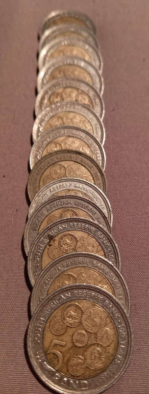RSA R5 COMMEMORATIVE COINS. TOTAL OF 37 AS PER PHOTOGRAPHS AND DESCRIPTION
