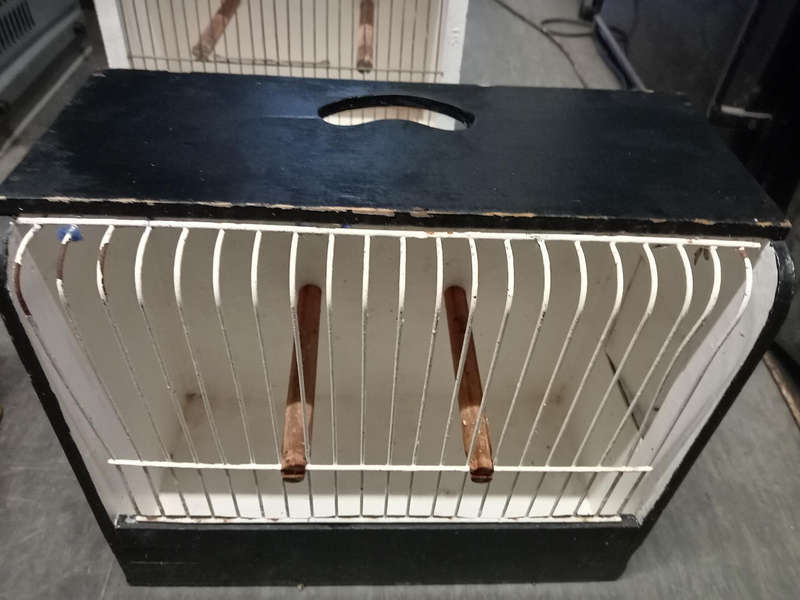 2 X BIRD SHOW CAGES.