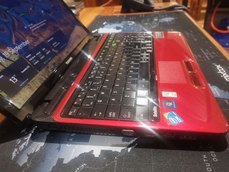 Toshiba Satellite L655 i3 M350 500 GB SSD 4 GB RAM