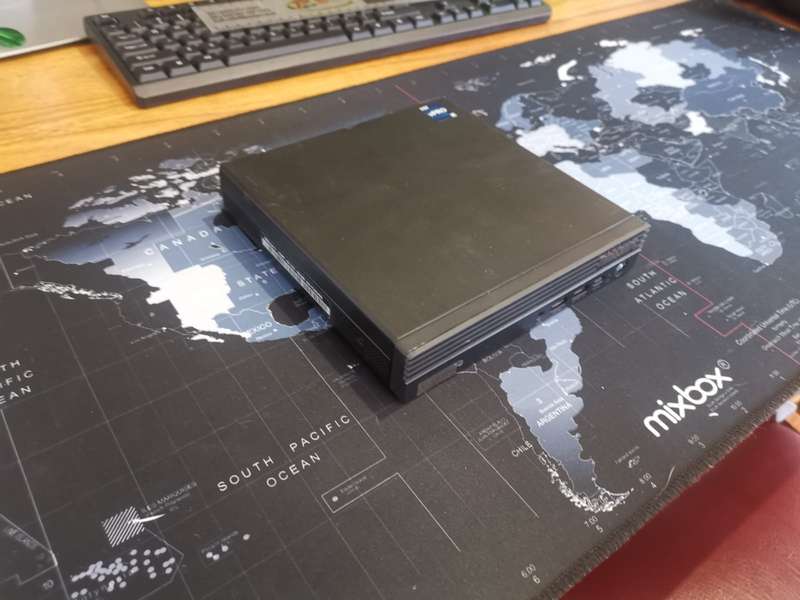 Lenovo ThinkCentre M80q G3 Intel Core i5-12500T 8GB RAM 256GB SSD Win 11 Pro Tiny Desktop PC 11U1003