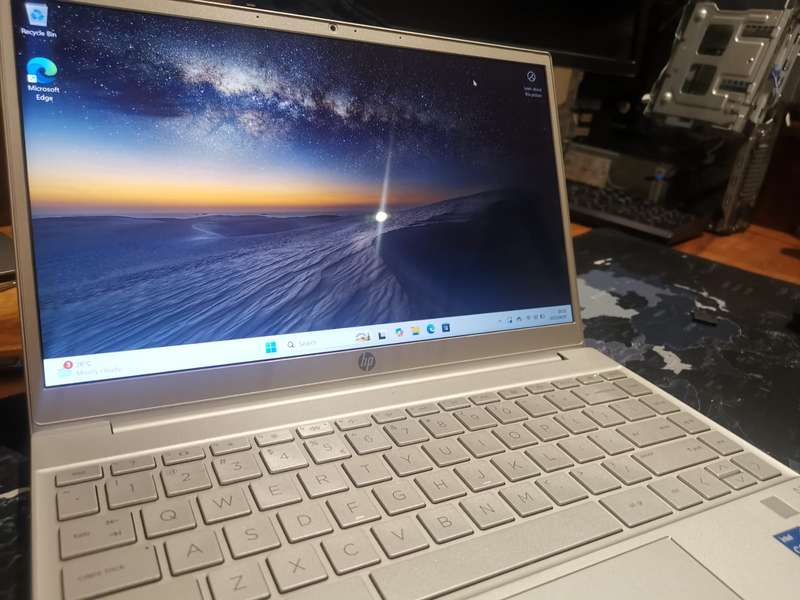 HP 13.3 Pavilion 13-BB0003NI i5-1135G7 2.5 8 GB RAM 512 GB