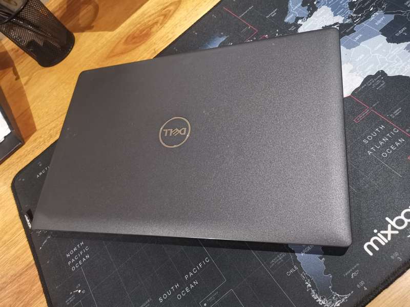 Dell Latitude 3520 15.6-inch Core i5-1165G7 8GB RAM 256GB SSD Win 10 Pro Laptop N028L352015EMEA