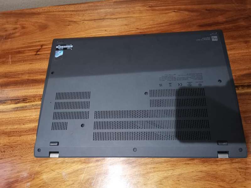 Lenovo ThinkPad T16 16-inch WUXGA Laptop - Intel Core i5-1235U 256GB SSD 8GB RAM Windows 11 Pro 21BV