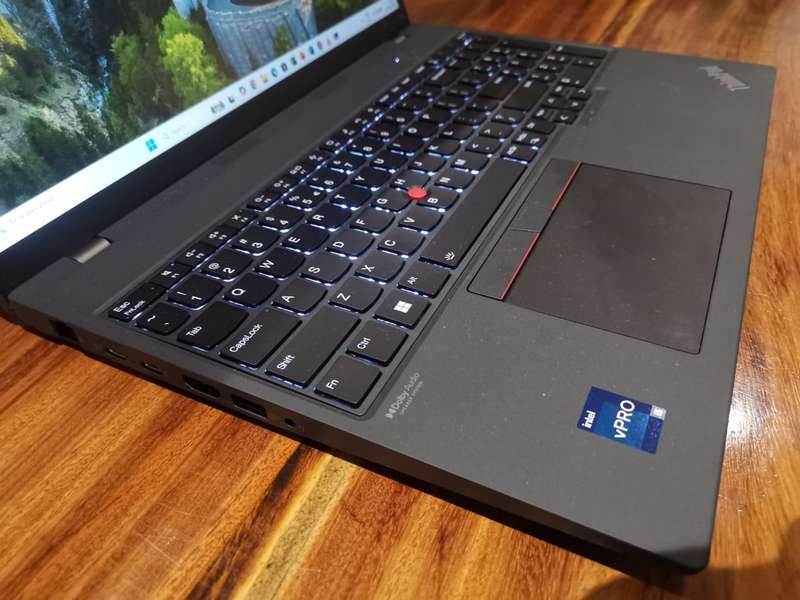Lenovo ThinkPad T16 16-inch WUXGA Laptop - Intel Core i5-1235U 256GB SSD 8GB RAM Windows 11 Pro 21BV