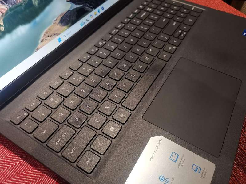DELL INSPIRON 3511 | i7 11th gen | 8GB | 512GBSSD | 15.6" FHD Notebook