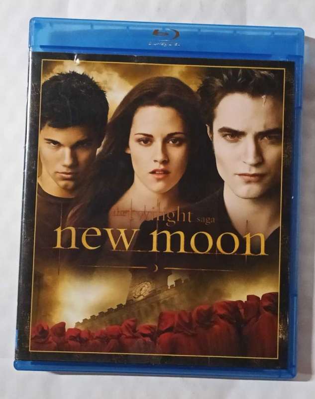 Twilight New Moon on Blu-ray (2 discs)