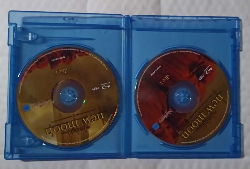Twilight New Moon on Blu-ray (2 discs)