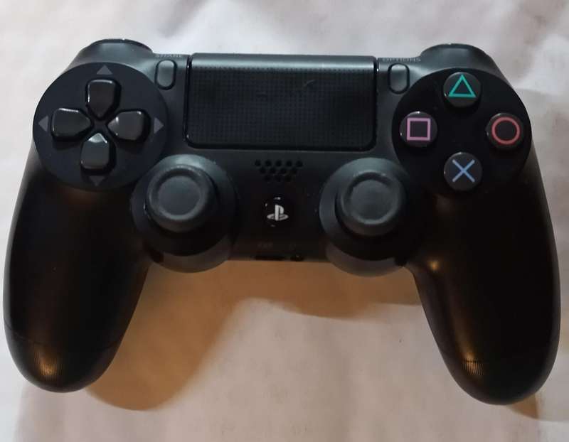 PS4 DualShock 4 controller V2