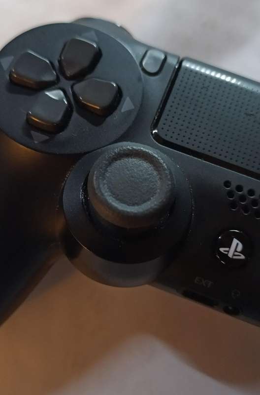 PS4 DualShock 4 controller V2