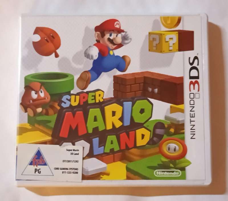 "New" Nintendo 3DS XL Console with extras