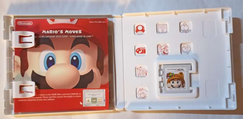 "New" Nintendo 3DS XL Console with extras