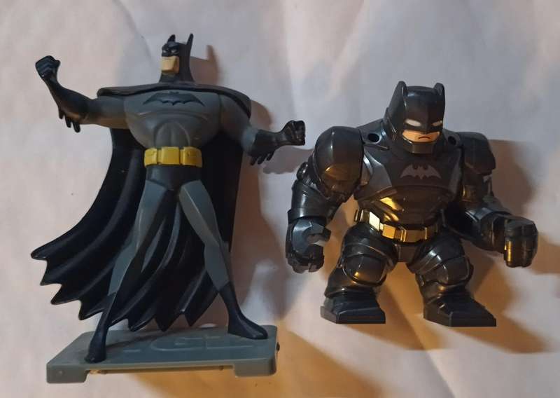 Batman Figurines x2