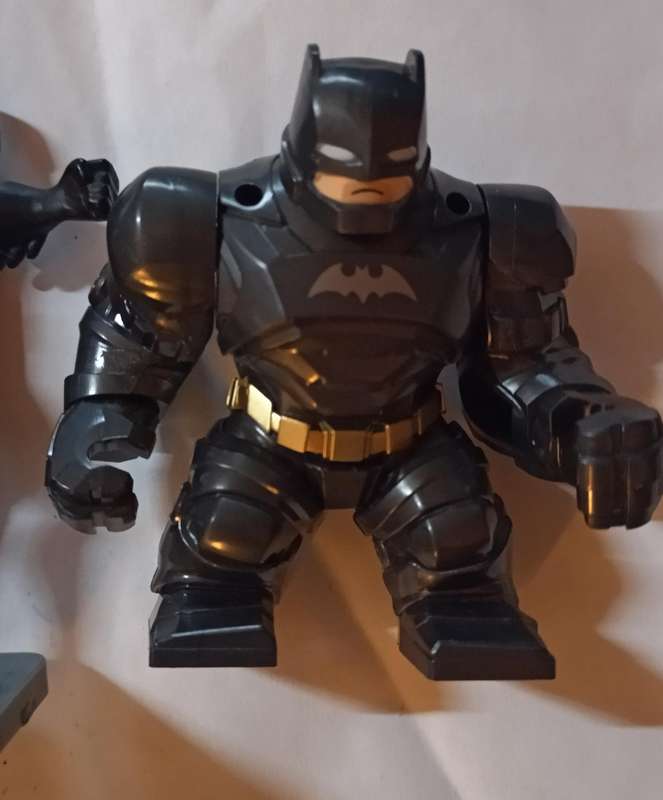 Batman Figurines x2