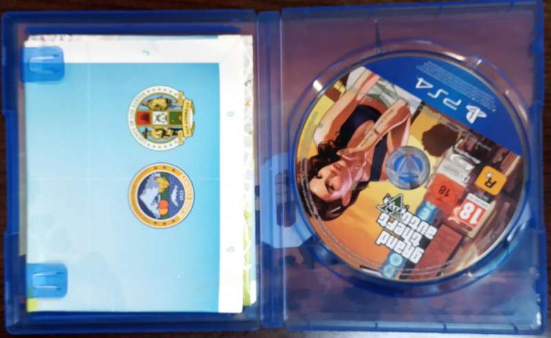 Grand Theft Auto V for PS4 (CIB)