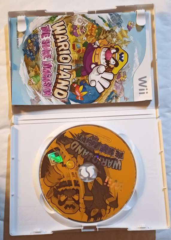 Wario Land The Shake Dimension for Wii PAL CIB Mint