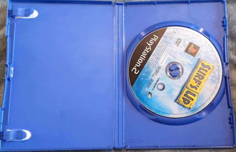 Surf's Up for the PS2 PAL
