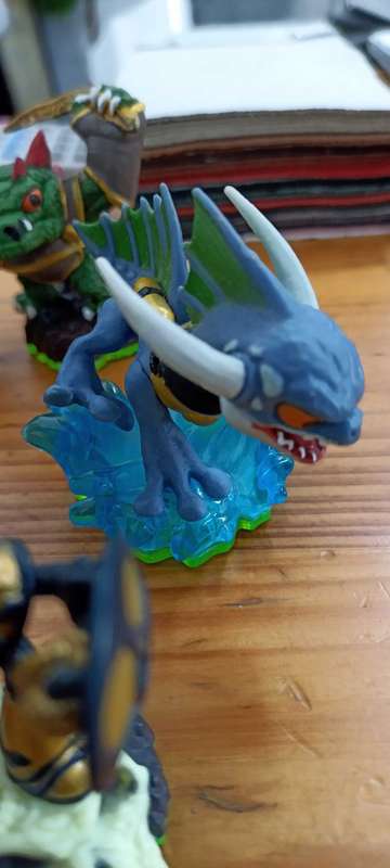 Skylanders Bundle (11 Characters)