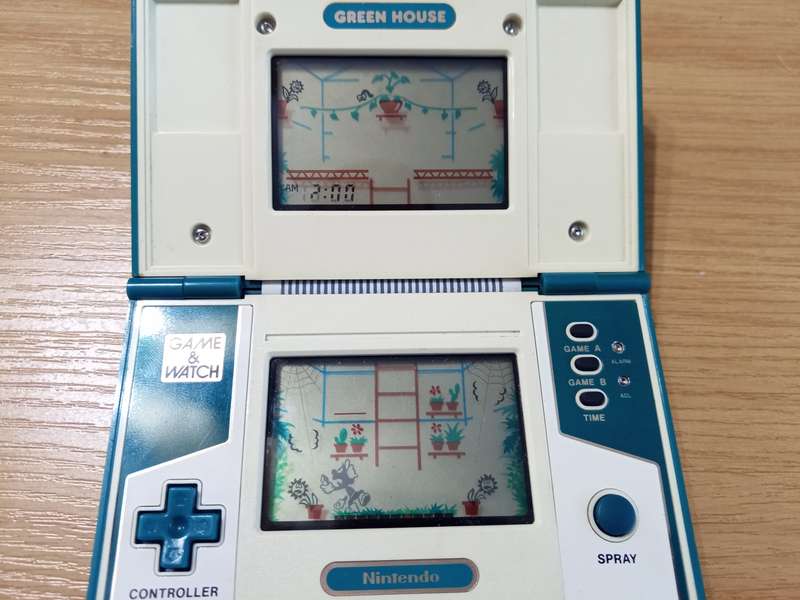 Nintendo Game & Watch Green House