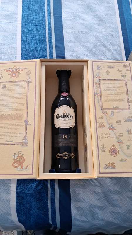 GLENFIDDICH 19 YEAR OLD AGE OF DISCOVERY MADIERA CASK