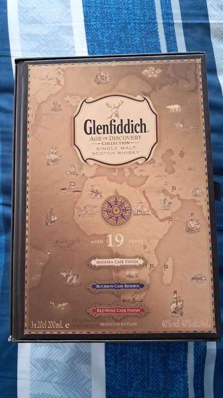 GLENFIDDICH 19 YEAR OLD SET   AGE OF DISCOVERY  20ML BOTTLES