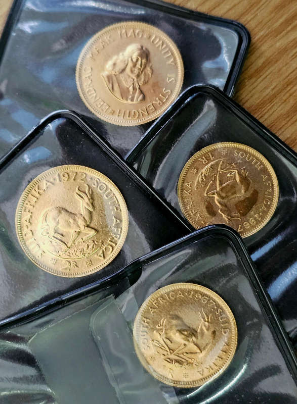 Bulk Gold Coin Sale - R1s & R2s