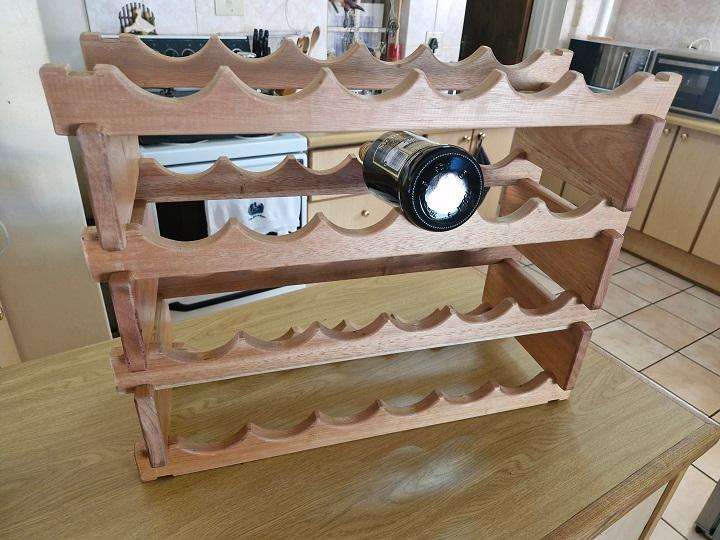 Like New ! Stylish 24 bottles Oak wine rack !